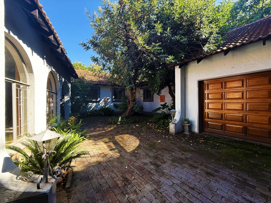 4 Bedroom Property for Sale in Potchefstroom North West